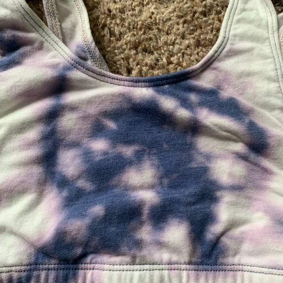 NWT reverse tie dye blue and white sports bra - Picture 4 of 15